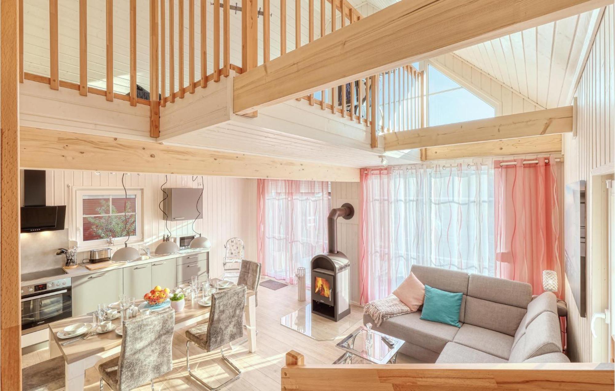 2 Bedroom Nice Home In Zerpenschleuse Bagian luar foto