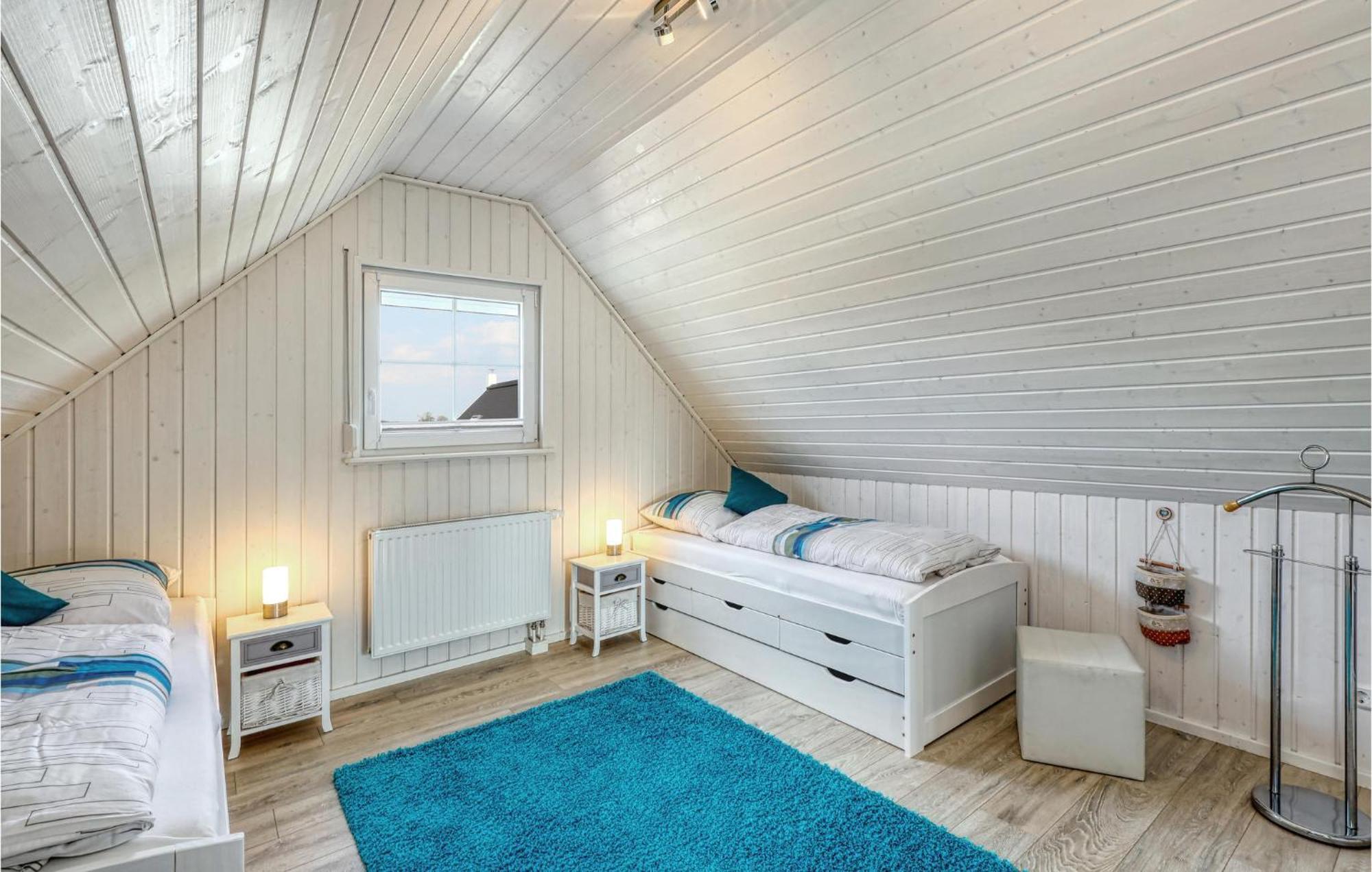 2 Bedroom Nice Home In Zerpenschleuse Bagian luar foto
